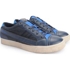 Diesel Sneakersy "D-String Low". Białe sneakersy męskie Diesel, bez zapięcia. Za 329,00 zł.