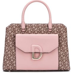 DKNY Torebka Różowy Brązowy. Różowe torebki klasyczne damskie DKNY, w paski, z materiału. Za 1377,95 zł.