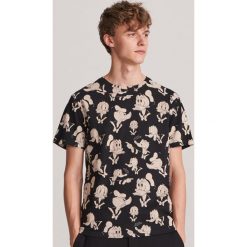 T-shirt Kaczor Donald - Czarny. Czarne t-shirty damskie Reserved, s. Za 49,99 zł.