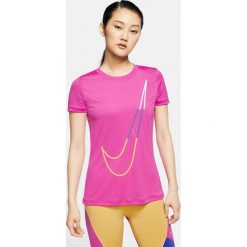 Nike Dri-FIT Legend Icon Clash Koszulka Różowy. Różowe koszulki damskie Nike, m, z nadrukiem, z poliesteru, bez kołnierzyka. Za 111,95 zł.