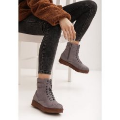 Szare Botki Iron Woman. Szare botki damskie Renee, za kostkę, bez obcasa, na płaskiej podeszwie, na sznurówki. Za 129,99 zł.