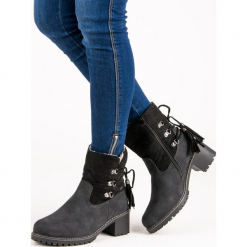 BOTKI CASUAL. Czerwone botki damskie marki SEASTAR. Za 91,80 zł.