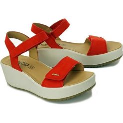 IGI&CO 5178166 ciliegia, sandały damskie. Koturny damskie IGI&CO, bez wzorów, ze skóry, bez obcasa, na koturnie, na rzepy. Za 299,90 zł.