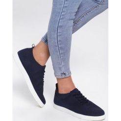 Niebieskie Buty Sportowe In Favor. Niebieskie buty sportowe damskie Inny, bez wzorów, sportowe. Za 49,99 zł.