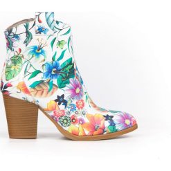 Kowbojki na obcasie - skóra naturalna - model 471 - kolor kwiatek. Botki damskie Zapato, ze skóry, bez obcasa, na obcasie, bez zapięcia. W wyprzedaży za 279,30 zł.