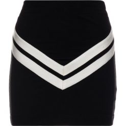 Spódnica mini Patrizia Pepe 8G0163/A5D9-J2FG. Czarne spódniczki damskie Patrizia Pepe, bez wzorów, z bawełny, mini. W wyprzedaży za 319,00 zł.