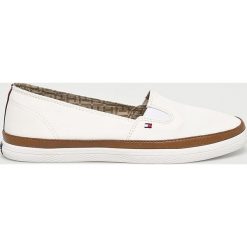 Tommy Hilfiger - Tenisówki. Różowe trampki i tenisówki damskie TOMMY HILFIGER, bez wzorów, z gumy, bez zapięcia. W wyprzedaży za 229,90 zł.