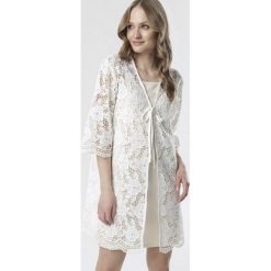 Biały Kardigan Muriera. Białe swetry damskie Born2be, xl, bez wzorów, z koronki. Za 79,99 zł.