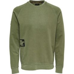 ONLY&SONS Męska bluza Wuk Crew Neck Sweat Olive Drab (rozmiar S). Zielone bluzy męskie Only&Sons, s, bez wzorów, bez kołnierzyka, bez rękawów, bez kaptura. W wyprzedaży za 94,00 zł.