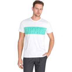 Hugo Boss Koszulka Szary. Szare podkoszulki męskie HUGO BOSS, l, z haftami, z bawełny, z krótkim rękawem. Za 266,95 zł.