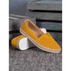 Casualowe slipony. Trampki i tenisówki damskie SHELOVET, bez wzorów, ze skóry ekologicznej, bez zapięcia. Za 89,00 zł.