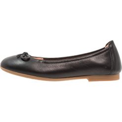 Unisa CRESY Baleriny suave black. Czarne baleriny dziewczęce Unisa, z materiału. Za 279,00 zł.