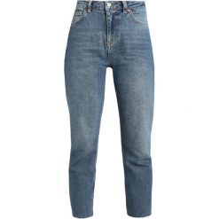 Boyfriendy damskie: Topshop Petite Jeansy Straight Leg blue