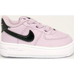 Nike Kids - Buty dziecięce Force 1. Fioletowe trampki chłopięce Nike Kids, bez wzorów, ze skóry, sportowe, bez zapięcia. W wyprzedaży za 149,90 zł.