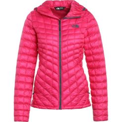 The North Face THERMOBALL HOODIE VAPOROUS Kurtka Outdoor petticoat pink. Czerwone kurtki sportowe damskie The North Face, l, z materiału. W wyprzedaży za 519,35 zł.
