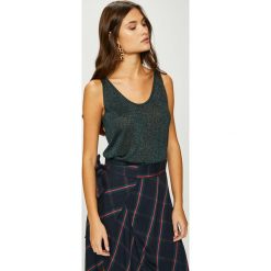 Answear - Top Heritage. Zielone topy damskie marki ANSWEAR, s, z dzianiny. W wyprzedaży za 99,90 zł.