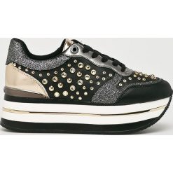 Guess Jeans - Buty. Czarne buty sportowe damskie marki Guess Jeans, z aplikacjami, z jeansu, sportowe. Za 739,90 zł.