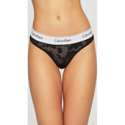 Calvin Klein Underwear - Stringi. Czarne majtki damskie Calvin Klein Underwear, xs, z elastanu. W wyprzedaży za 79,90 zł.