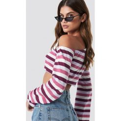 NA-KD Krótki top na jedno ramię - Pink. Różowe topy damskie NA-KD, bez wzorów, z jersey, bez kołnierzyka. W wyprzedaży za 24,28 zł.