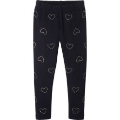 Legginsy dziewczęce z połyskującymi kamieniami bonprix czarny. Czarne spodnie dziewczęce bonprix, bez wzorów, z elastanu. Za 59,99 zł.