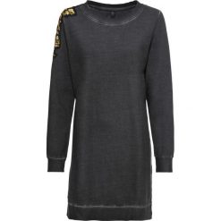Sukienka dresowa z haftem bonprix czarny "washed". Czarne sukienki damskie bonprix, z haftami, z dresówki, z okrągłym kołnierzem, bez rękawów. Za 54,99 zł.