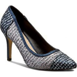 Szpilki MENBUR - 07056 Midnight Blue 0021. Niebieskie szpilki marki Menbur, z aplikacjami, ze skóry ekologicznej, eleganckie, bez obcasa, na obcasie, bez zapięcia. W wyprzedaży za 239,00 zł.