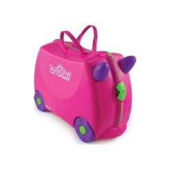 Trunki Kufer na kółkach różowy. Różowe walizki Trunki, bez wzorów, sportowe. W wyprzedaży za 170,00 zł.