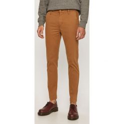 Levi's - Spodnie. Żółte spodnie męskie Levi's®, na co dzień, s, bez wzorów, z elastanu. Za 319,90 zł.