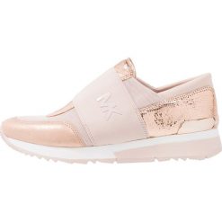 MICHAEL Michael Kors TRAINER Półbuty wsuwane soft pink. Czarne półbuty damskie skórzane marki MICHAEL Michael Kors, przed kolano, na wysokim obcasie. Za 669,00 zł.