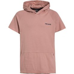 Tumble 'n dry LUDWIG Bluza z kapturem crepe pink. Różowe bluzy męskie marki Tumble 'n dry, z bawełny, z kapturem. W wyprzedaży za 134,10 zł.