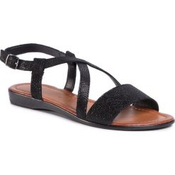 Sandały LASOCKI - OCE-1808-06 Black. Czarne klapki damskie Lasocki, bez wzorów, ze skóry, bez obcasa. Za 99,99 zł.