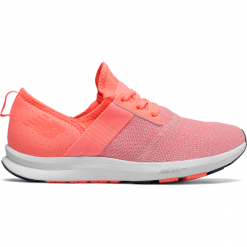 New Balance WXNRGFH. Różowe buty sportowe damskie marki New Balance, bez wzorów, z materiału, na fitness i siłownię. W wyprzedaży za 179,99 zł.