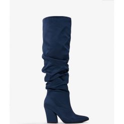 Buty zimowe męskie: NA-KD Shoes Satynowe kozaki do kolan na obcasie – Blue,Navy