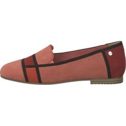 Tamaris baleriny damskie 39 czerwone. Czerwone baleriny damskie Tamaris, bez wzorów, eleganckie, na wysokim obcasie. Za 219,00 zł.