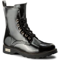 Botki GUESS - Nafa FLNAF3 ELE10 BLACK. Czarne botki damskie na obcasie Guess, z materiału. W wyprzedaży za 269,00 zł.