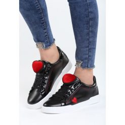 Czarne Buty Sportowe Strange Love. Czarne buty sportowe damskie marki Born2be, z materiału. Za 89,99 zł.