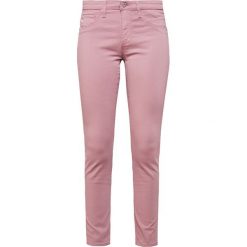 Jeansy damskie: AG Jeans Spodnie materiałowe rose