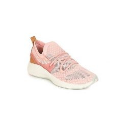 Buty Timberland FLYROAM GO. Różowe trampki i tenisówki damskie Timberland, bez wzorów, bez zapięcia. Za 449,30 zł.
