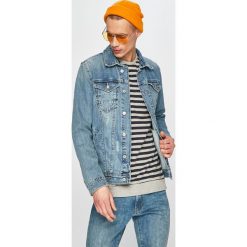 Guess Jeans - Kurtka. Niebieskie płaszcze męskie Guess Jeans, xl, z aplikacjami, z bawełny, krótkie, bez kaptura. W wyprzedaży za 399,90 zł.