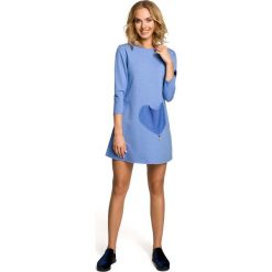 LENA Mini sukienka – tunika z kieszenią w kształcie serca - niebieska. Niebieskie tuniki damskie Moe, s, bez wzorów, ze lnu, bez kołnierzyka, bez rękawów, mini. Za 109,90 zł.