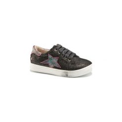 Buty Dziecko GBB SABINE. Czarne trampki dziewczęce marki GBB, bez wzorów, bez zapięcia. Za 239,20 zł.