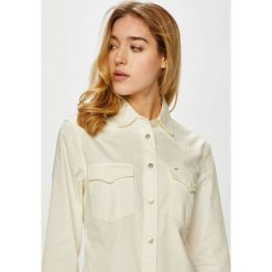 Lee - Koszula. Białe koszule body damskie marki Lee, s, z bawełny, klasyczne, z klasycznym kołnierzykiem. Za 239,90 zł.