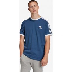Adidas Originals 3-Stripes Koszulka Niebieski. Niebieskie podkoszulki męskie adidas Originals, m, z haftami, z bawełny, z krótkim rękawem. Za 128,95 zł.