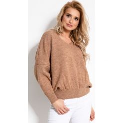 Sweter oversize na wiosnę. Swetry damskie e-margeritka.pl, na wiosnę, m, bez wzorów, z wełny, z krótkim rękawem, krótkie, bez kaptura. Za 119,99 zł.