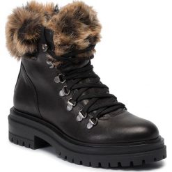 Trapery Eva Minge EM-28-06-000148. Czarne buty trekkingowe damskie Eva Minge, bez obcasa, bez zapięcia. W wyprzedaży za 369,00 zł.