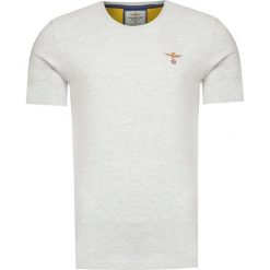 T-shirt AERONAUTICA MILITARE. Szare t-shirty męskie Aeronautica Militare, moro, z bawełny, militarne, z okrągłym kołnierzem. Za 240,00 zł.