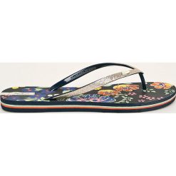 Pepe Jeans - Japonki Rake Raquel. Żółte klapki damskie Pepe Jeans, bez wzorów, z jeansu, bez obcasa, na obcasie. W wyprzedaży za 79,90 zł.