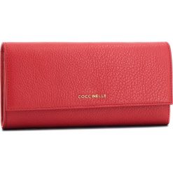 Duży Portfel Damski COCCINELLE - CW5 Metallic Soft E2 CW5 11 03 01 Coquelicot R09. Czerwone portfele damskie Coccinelle, ze skóry. Za 599,90 zł.
