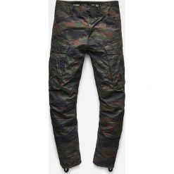 G-Star Raw - Spodnie. Zielone spodnie męskie G-Star RAW, na co dzień, bez wzorów, z bawełny, retro. W wyprzedaży za 399,90 zł.