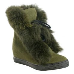 Skórzane botki w kolorze khaki. Brązowe botki damskie Bosccolo, ze skóry, bez obcasa, na koturnie, na sznurówki. W wyprzedaży za 359,95 zł.